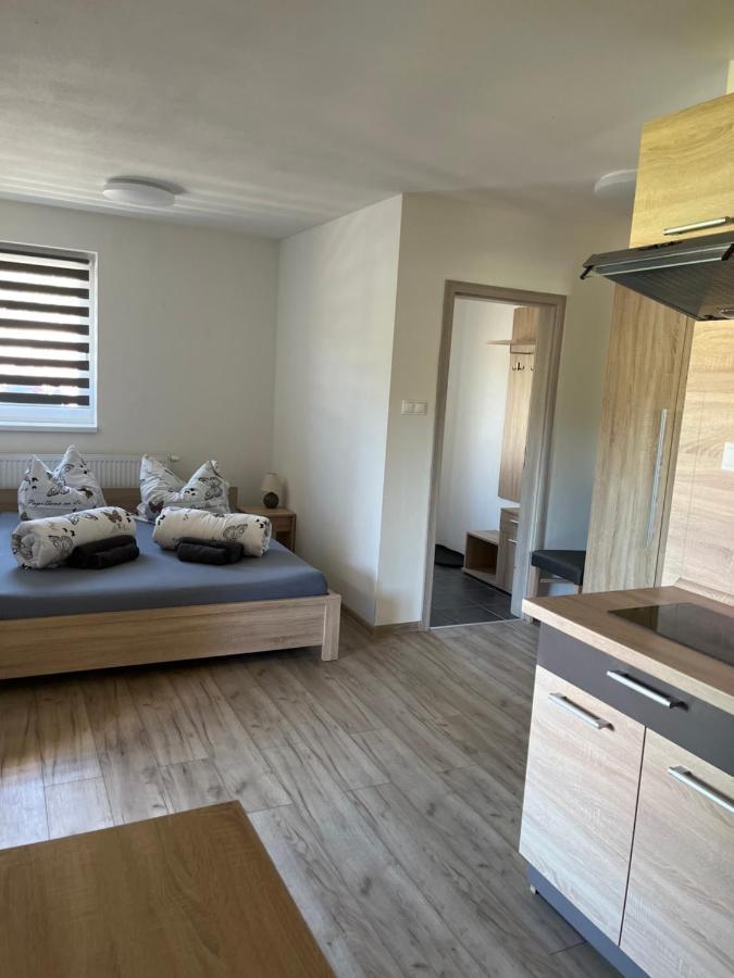 Apartmanovy Dom Magda Vrbov Eksteriør bilde